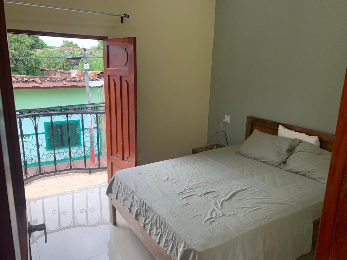 Apartamentos Casa Amarilla Granada Eksteriør billede