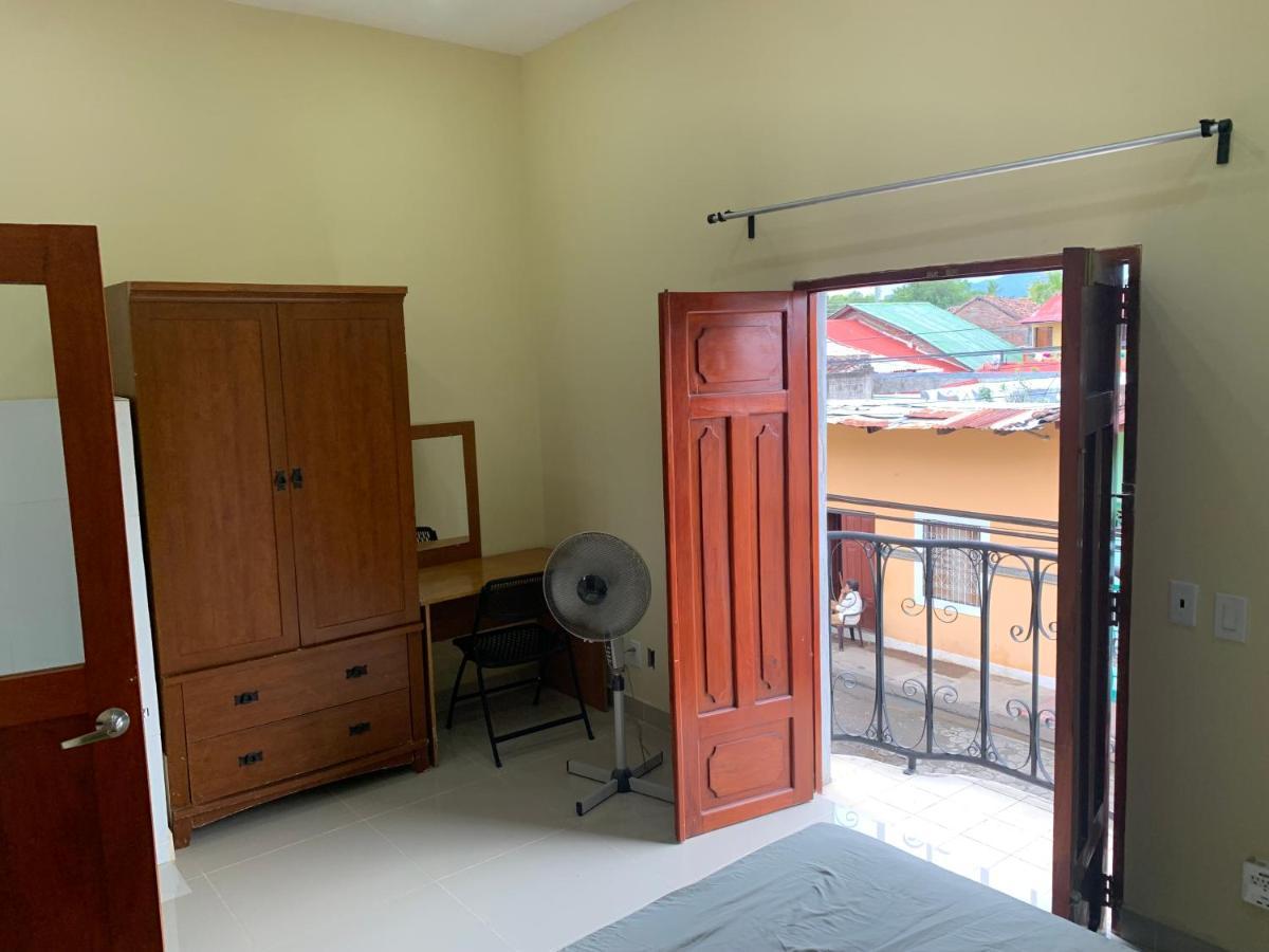 Apartamentos Casa Amarilla Granada Eksteriør billede