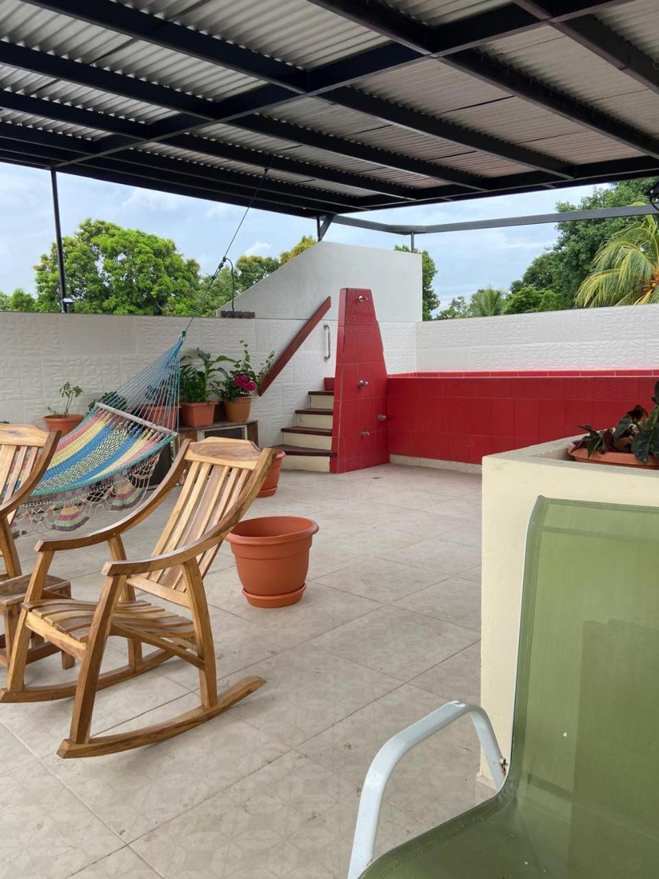 Apartamentos Casa Amarilla Granada Eksteriør billede