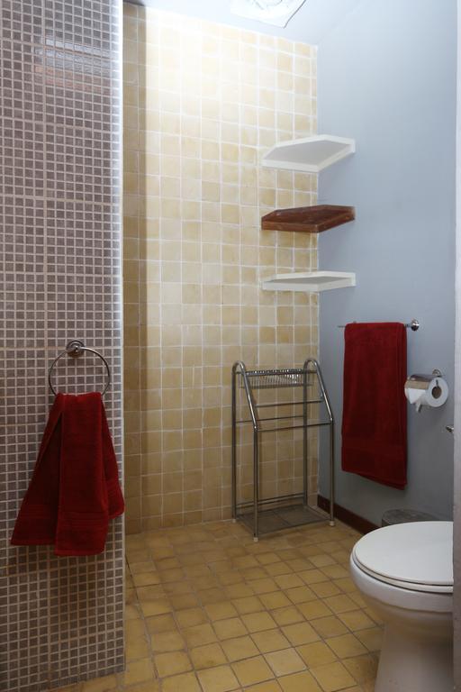 Apartamentos Casa Amarilla Granada Eksteriør billede